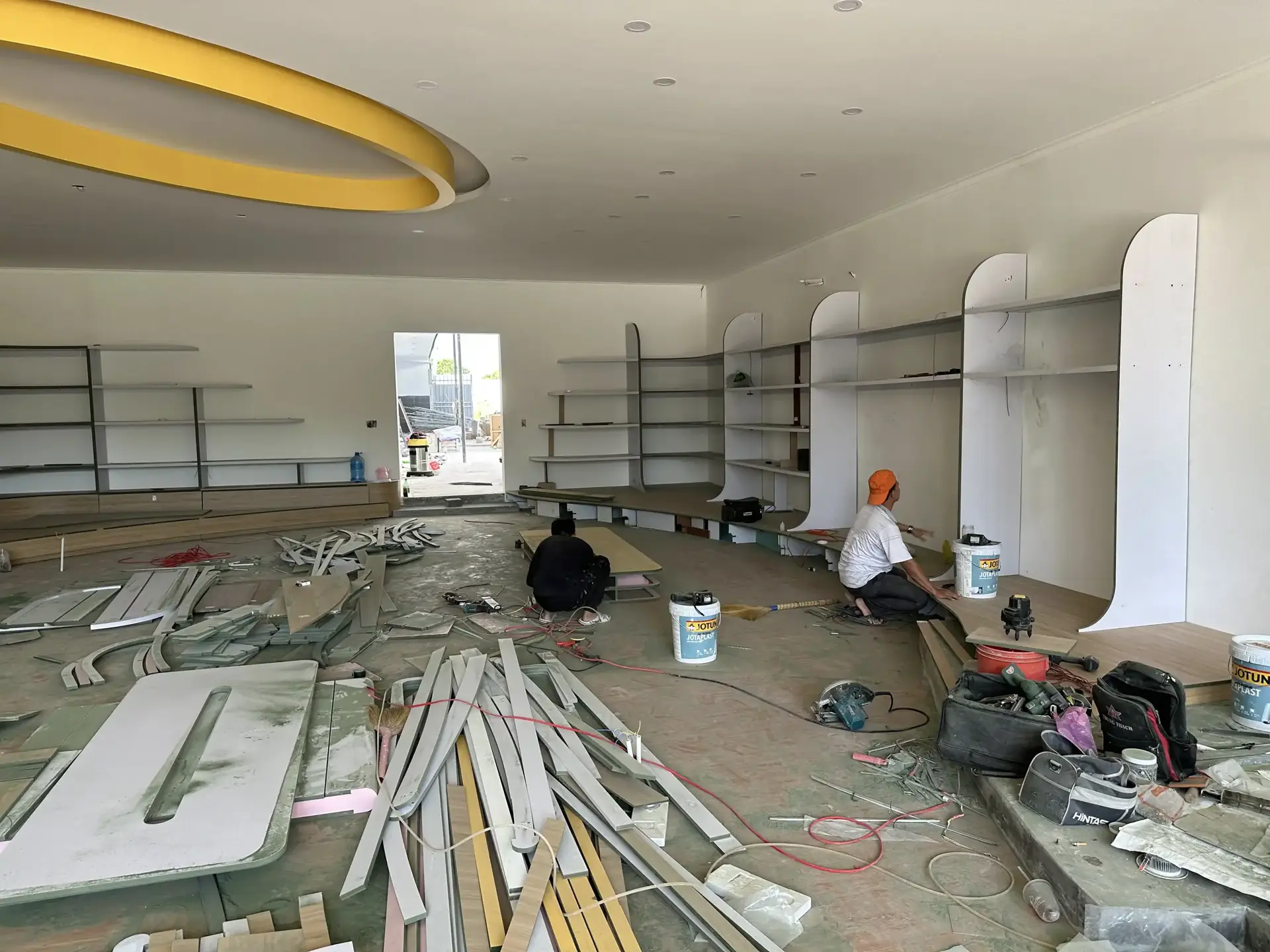 BEBE SHOP - quá trình thi công (2)