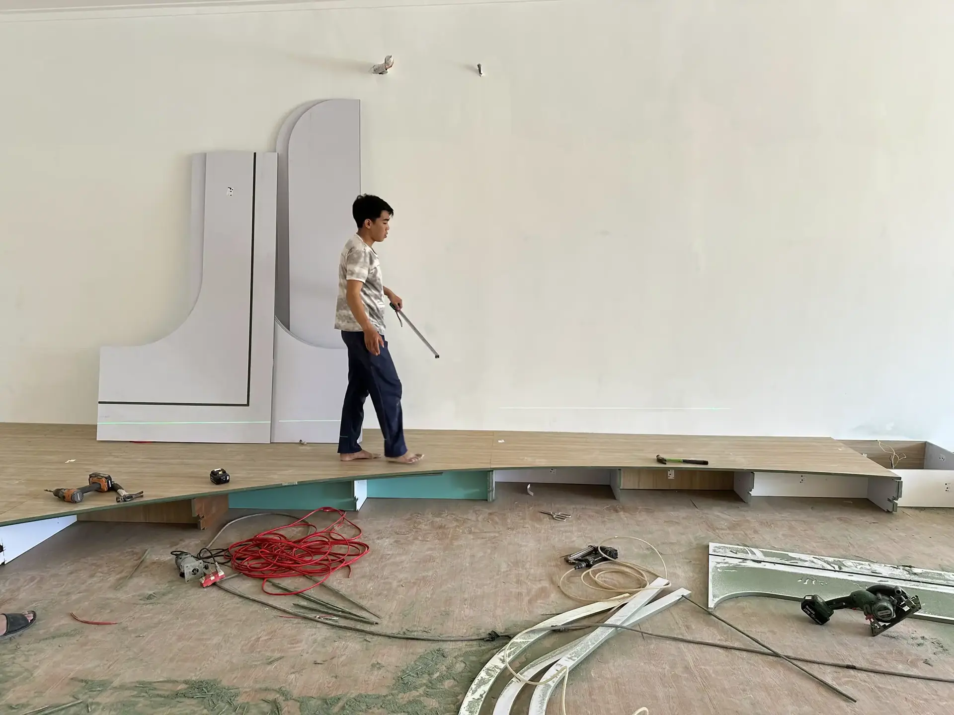 BEBE SHOP - quá trình thi công (7)