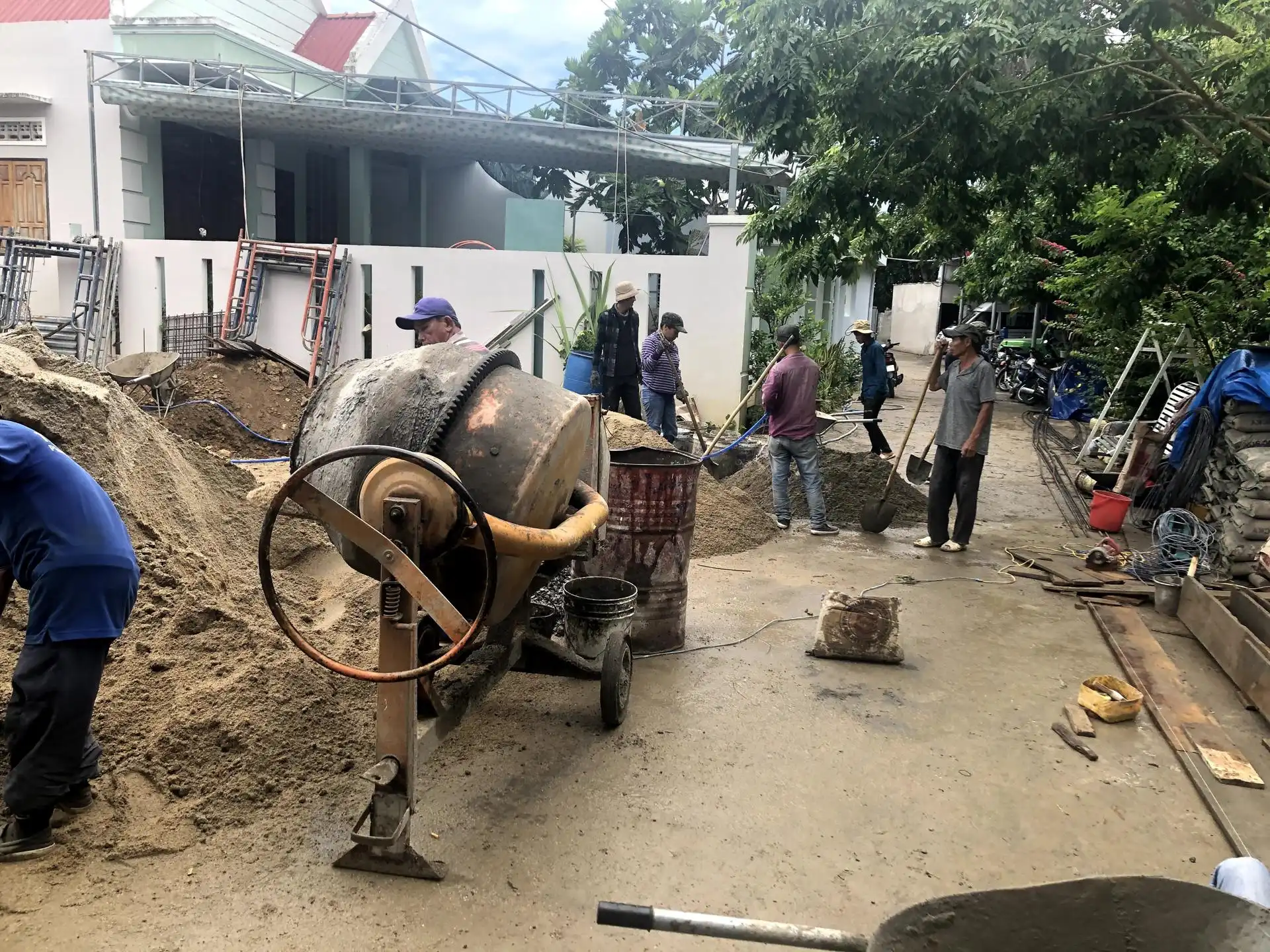 NHA ANH HOANG - HA HUY TAP - quá trình thi công (20)