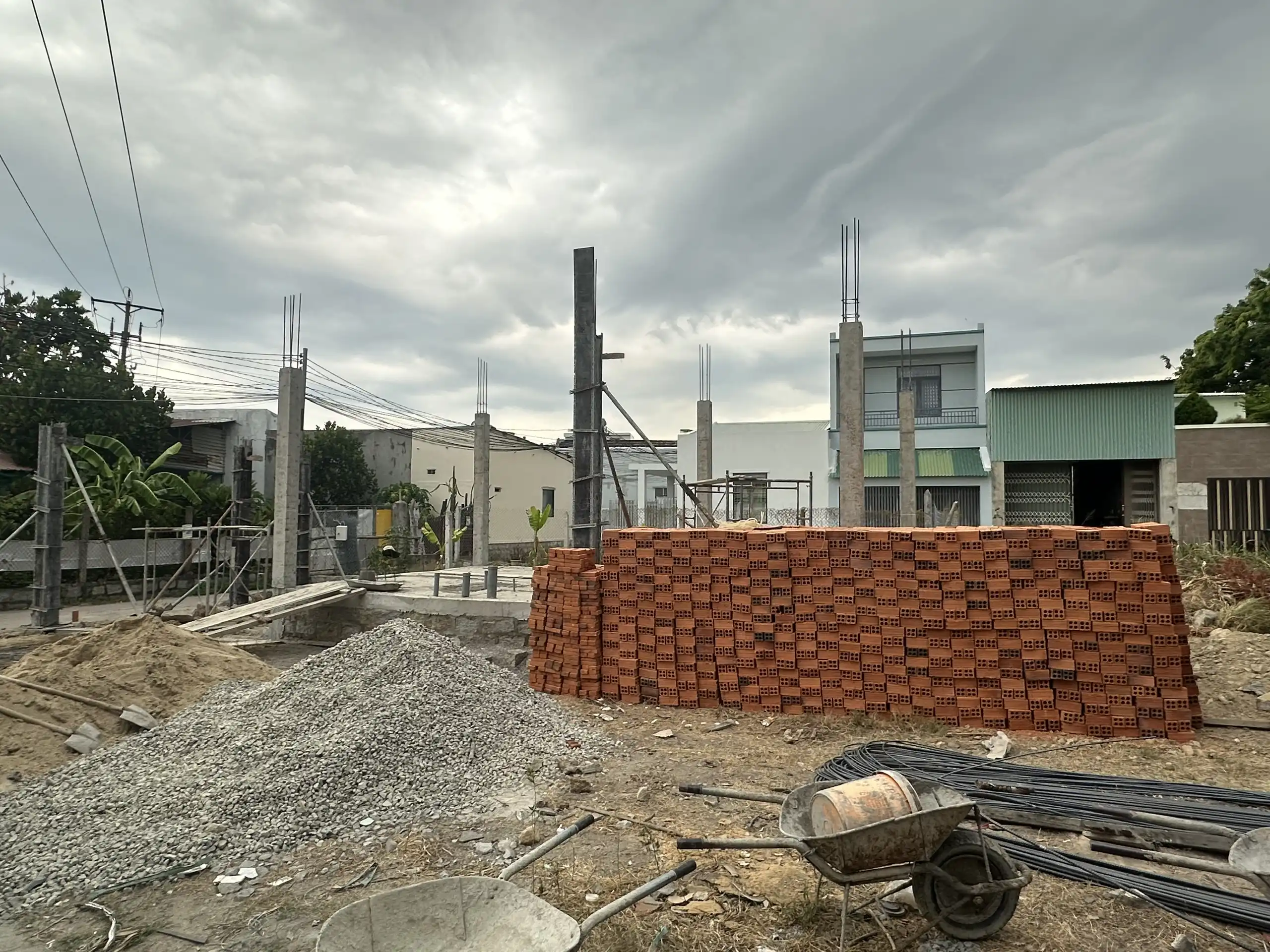 NHA VINH HIEP - quá trình thi công (11)