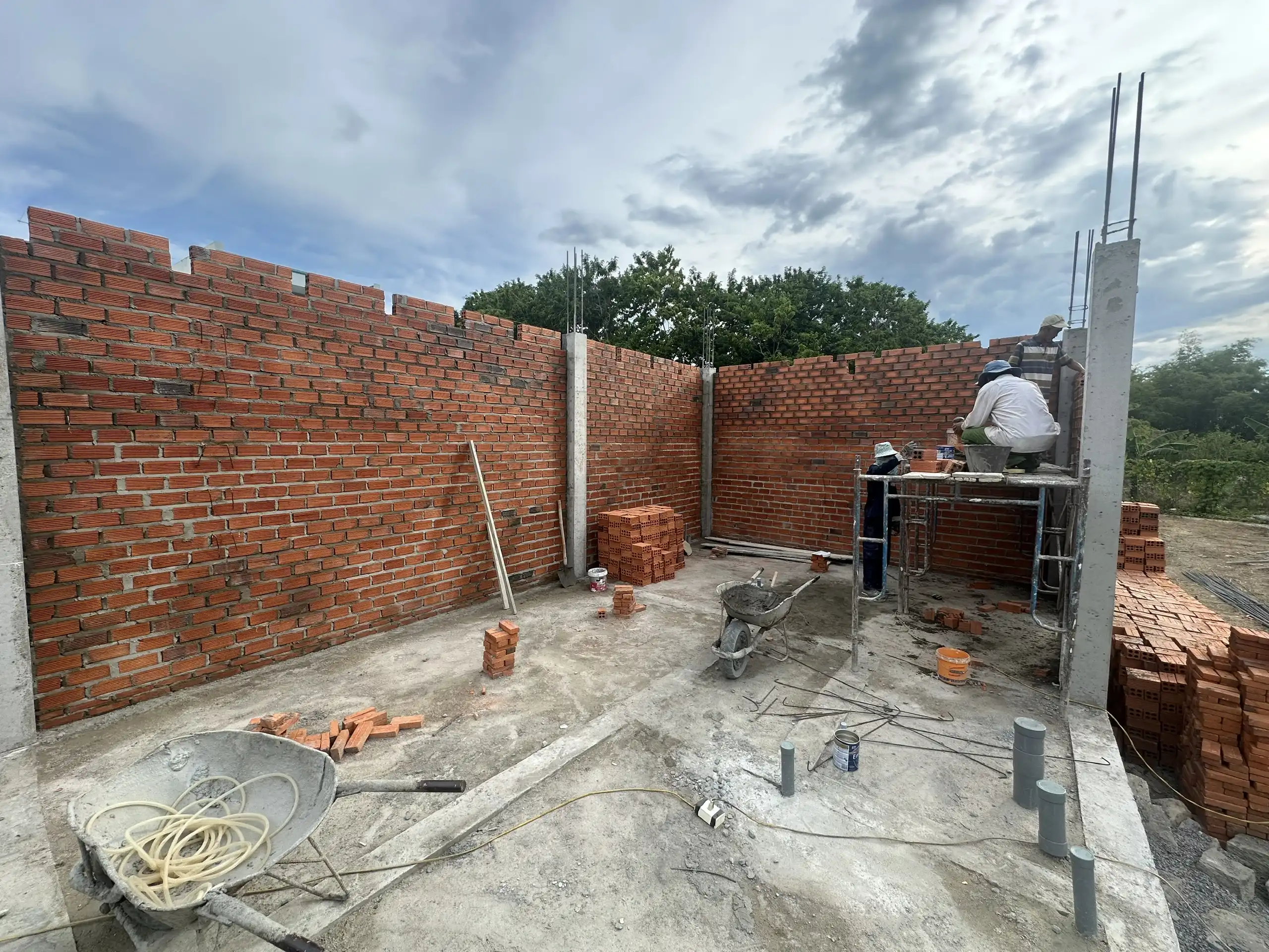 NHA VINH HIEP - quá trình thi công (14)