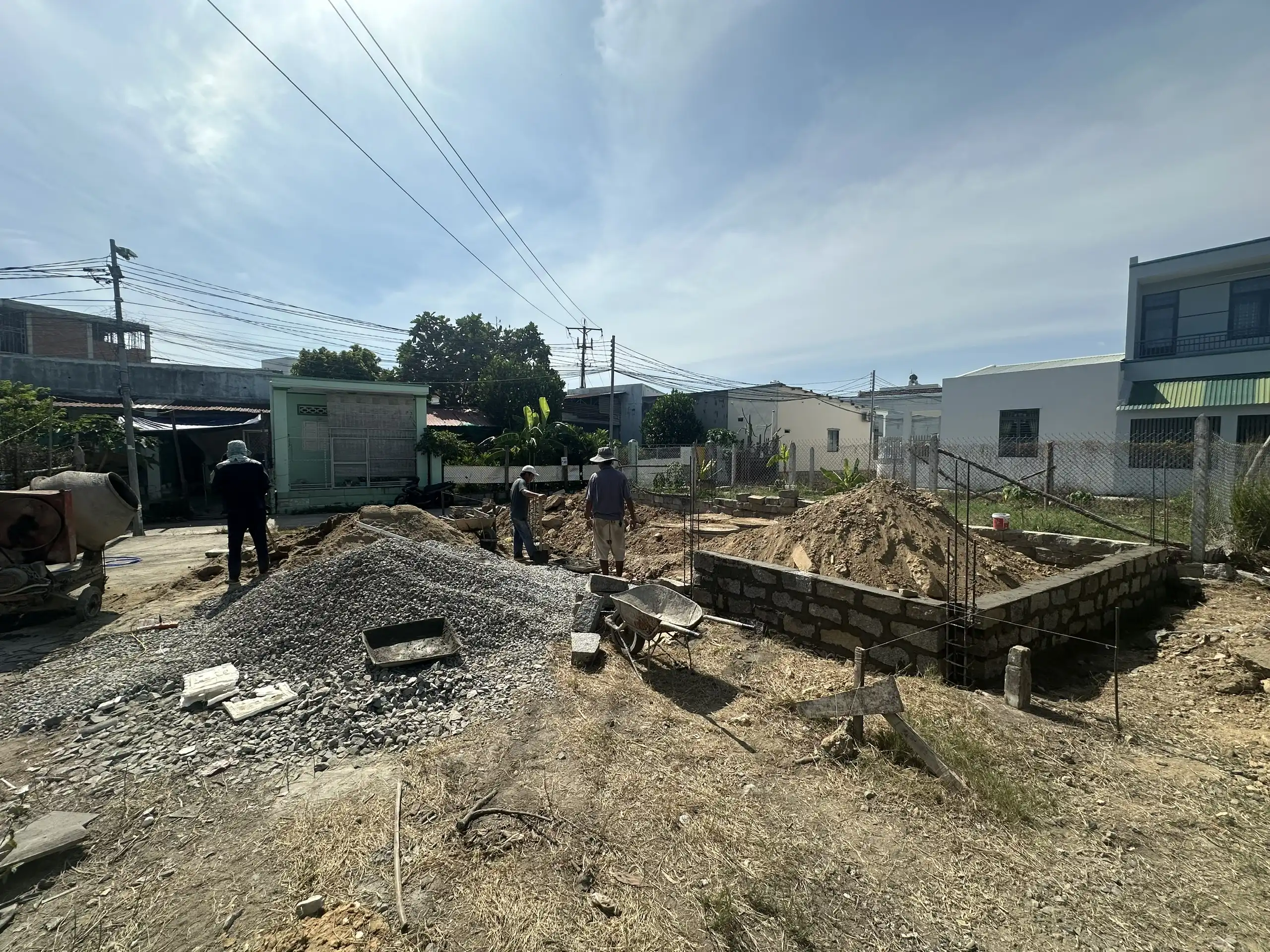 NHA VINH HIEP - quá trình thi công (3)