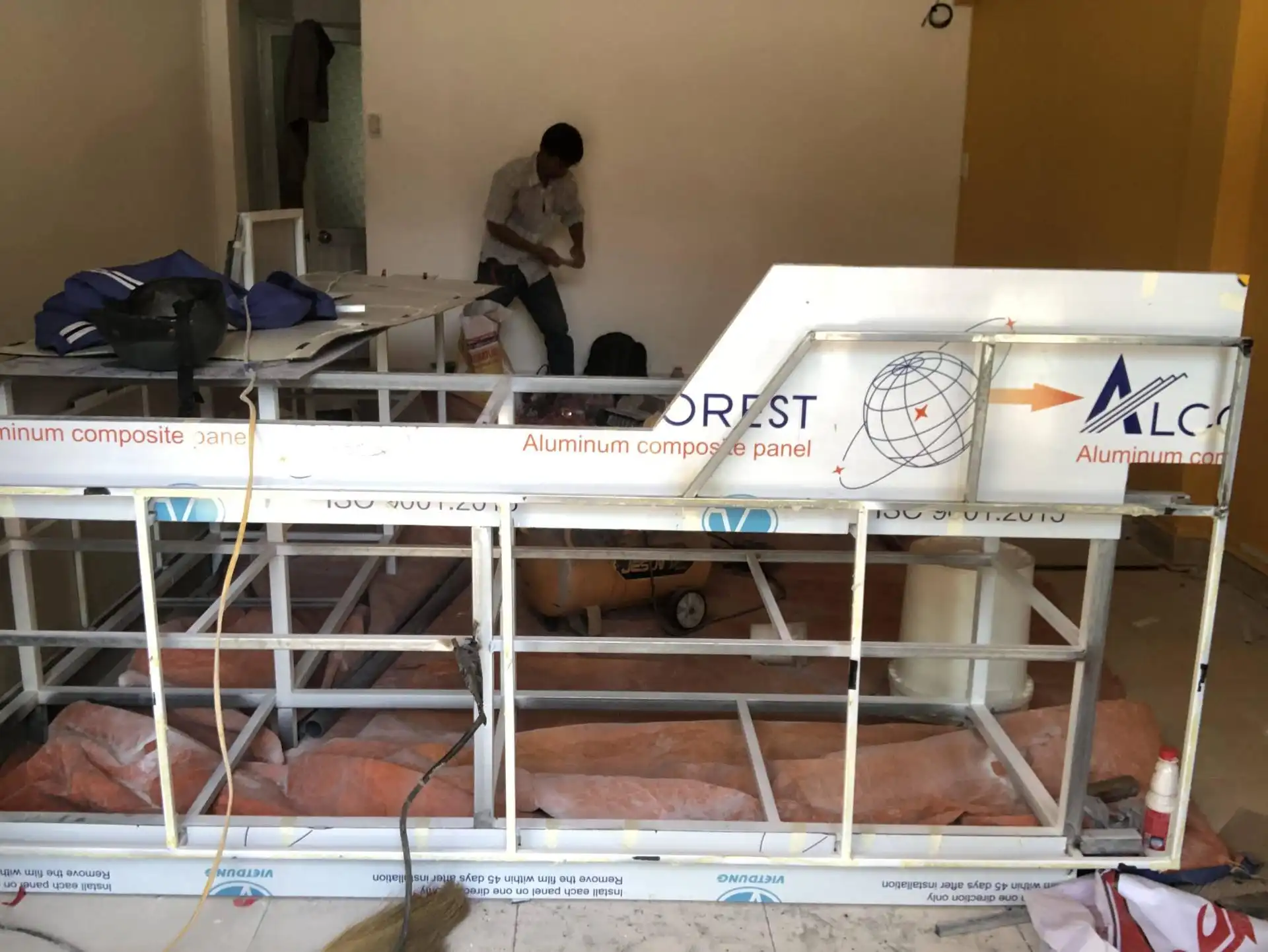 TRA SUA MIU TEA - quá trình thi công (1)